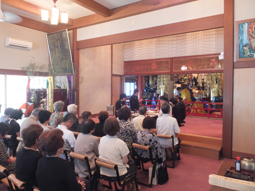 大施餓鬼会の様子